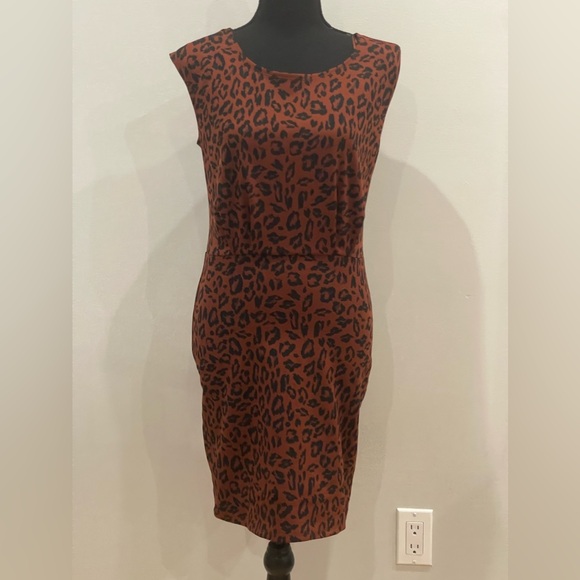 Nine West Dresses & Skirts - New Nine West XS Animal Print Short Sleeve Above Knee‎ Dress with Stretch
